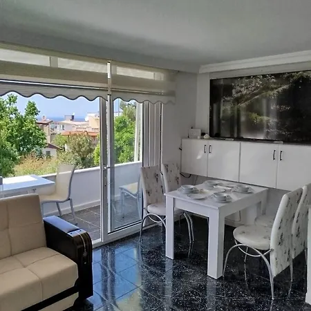 Full Deniz Manzarali Villa